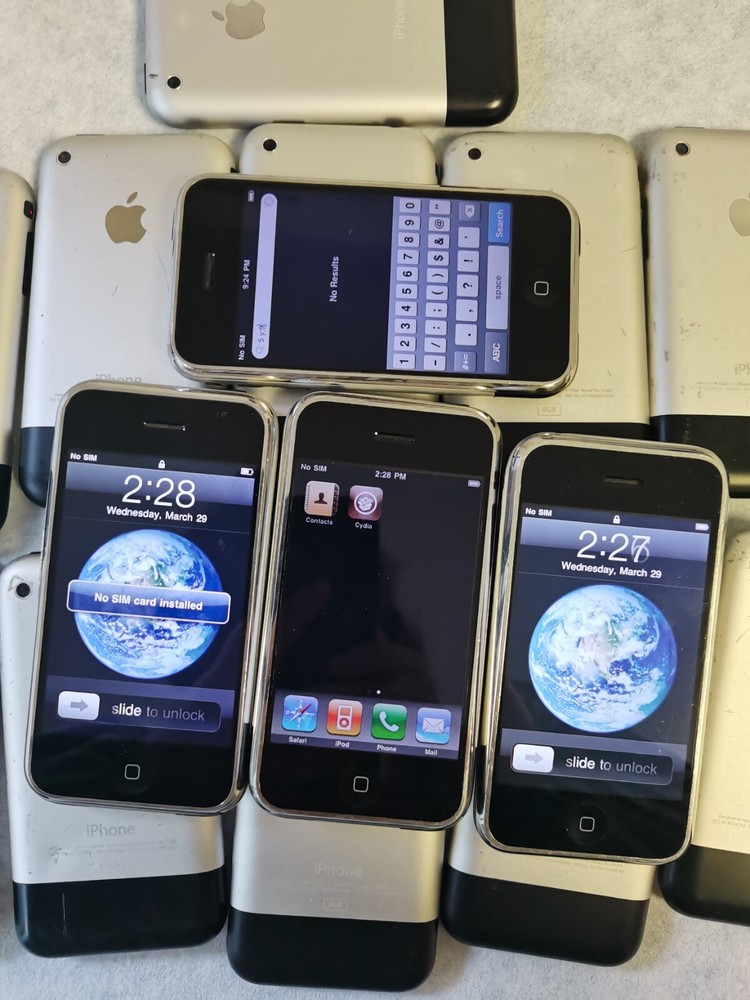 Unlocked Jailbreaked apple iphone 1st generation 4GB 8GB 16GB 2G GSM IOS 1 IOS 3