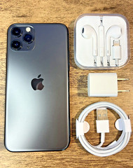 Apple iPhone 11 Pro Max 64GB Space Gray (Fully Unlocked) – Battery is 60-75%