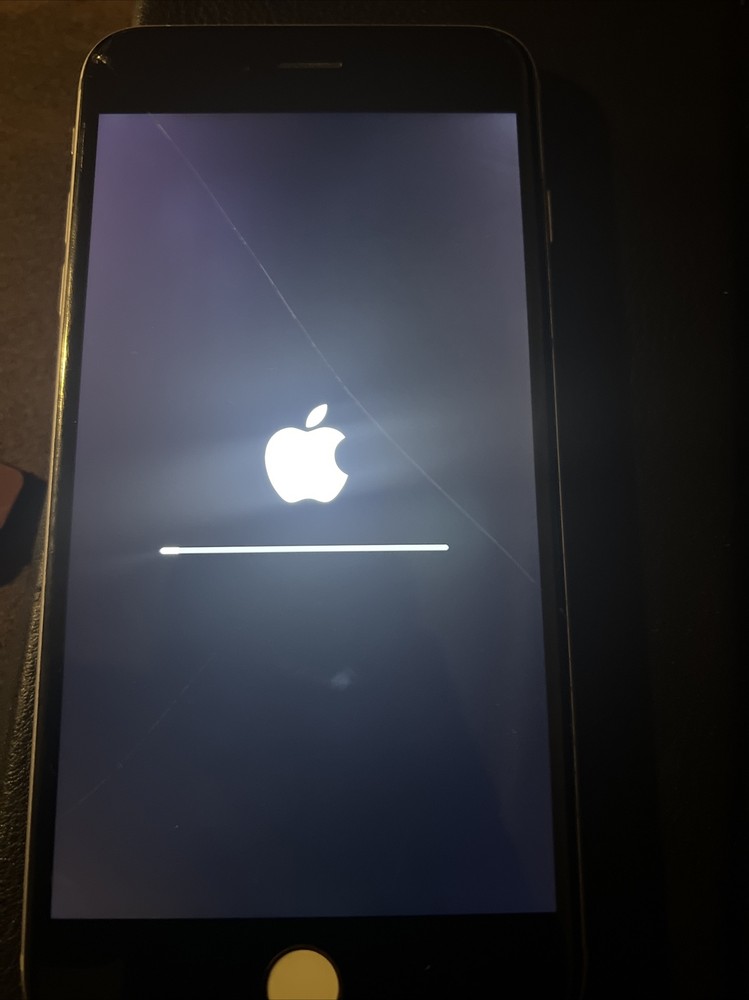 Apple iPhone 6s Plus – 16GB – Silver (T-Mobile) A1687 (CDMA + GSM)