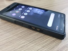 90%Ne w Sonim XP10 (XP9900)-Black Rugged Android 128GB Fully working Smartphone