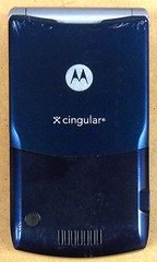 Motorola RAZR V3 – Cosmic Blue ( AT&T / Cingular ) Cellular Flip Phone – Bundled