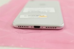 Apple iPhone 8 64GB Silver CDMA + GSM Smartphone A1863