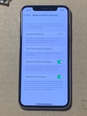 Apple iPhone X 256GB Silver (Unlocked) A1865 (CDMA + GSM) READ