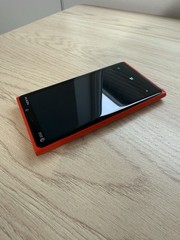 Nokia Lumia 920 – 32 GB (AT&T) – Some Scratches