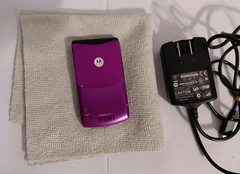 Motorola RAZR V3m Verizon Flip Phone – Works, No Battery, unique deal