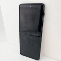 Samsung Galaxy Z Flip 3 SM-F711U – Unlocked 128GB Green *HEAVY WEAR*