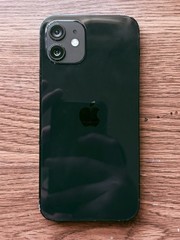 Apple iPhone 12 – 64 GB – !! Water Damage !!