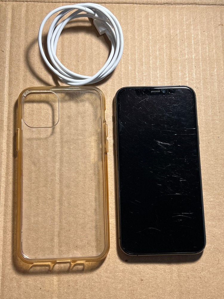 Apple iPhone 11 Pro – 64GB – Space Gray Unlocked A2160 CDMA + GSM READ