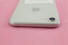 Apple iPhone 8 64GB Silver CDMA + GSM Smartphone A1863