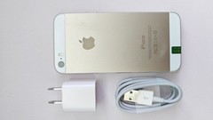Apple iPhone 5s Unlocked – 16 GB/32 GB/64 GB- Gold Gray Silver – 90% N EW