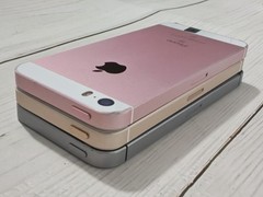 Good Apple iPhone SE 1st Gen 2016 Unlocked 16/32/64 GB iOS 15 Ver Random Color