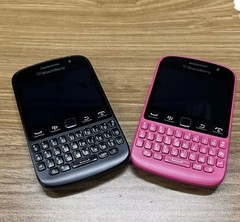 BlackBerry 9720 Unlocked Cellphone 3G WIFI 5MP Camera FM Radio GPS SALE LO
