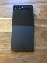 Samsung Galaxy Z Flip7 5G SM-F766U1 (Unlocked) 512GB Black INNER LCD SPOT/LINES