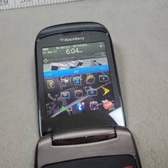 BlackBerry 9670 Flip Phone Smartphone Black Sprint Clamshell QWERTY, New Battery