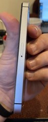 Apple iPhone SE – 16GB – Silver (AT&T) A1662 (CDMA + GSM)