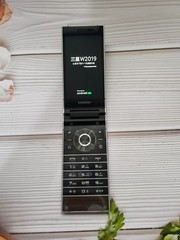 98%N EWSamsung Galaxy W2019 Dual Sim 4G Android Flip Phone Original Unlocked
