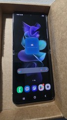GRADE A Samsung Galaxy Z Flip3 5G 128GB Lavender – UNLOCKED