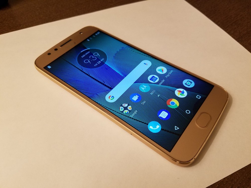 Motorola Moto G5S Plus – 32 GB – Gold (Factory Unlocked) (Good, Some Scuffs)