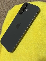 Apple iPhone 17 Black *LOCKED*READ*