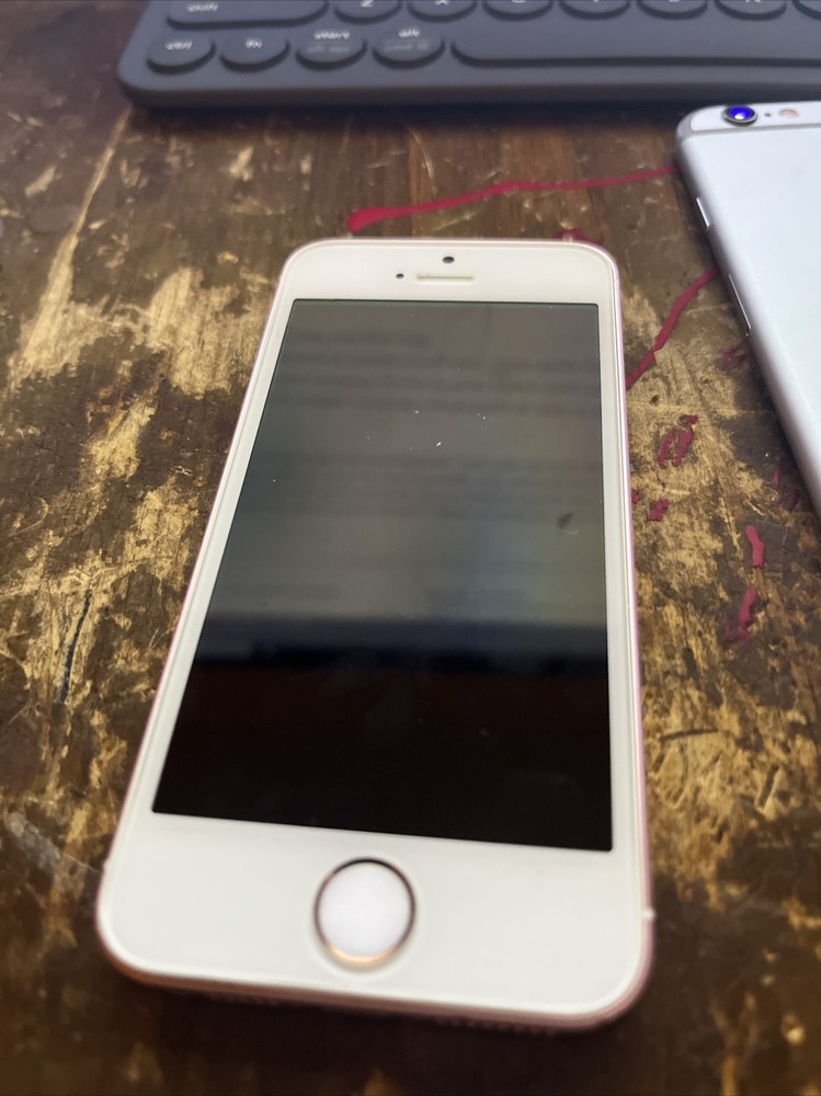 Apple iPhone SE – 16GB – Rose Gold (Unlocked) A1662 (CDMA + GSM)
