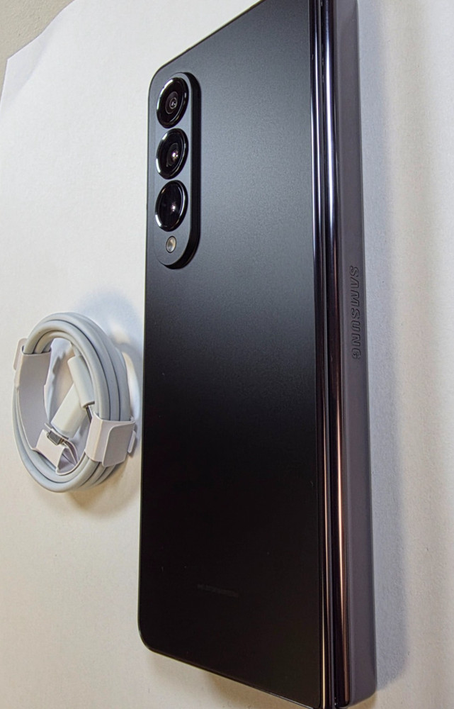 Verizon Samsung – Galaxy Z Fold4 256GB – Phantom Black