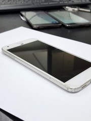 DEFECTIVE – Google Pixel XL – 128GB – Silver – Unlocked – 12816