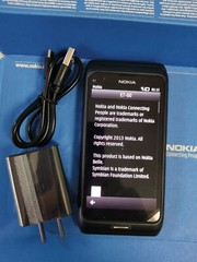 Original Unlocked Nokia E7-00 4″ Touch Screen Slide 16GB 3G Symbian Cell Phone