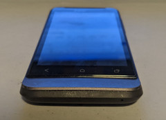 HTC One V 4GB – Grey – Cricket – SEE BELOW