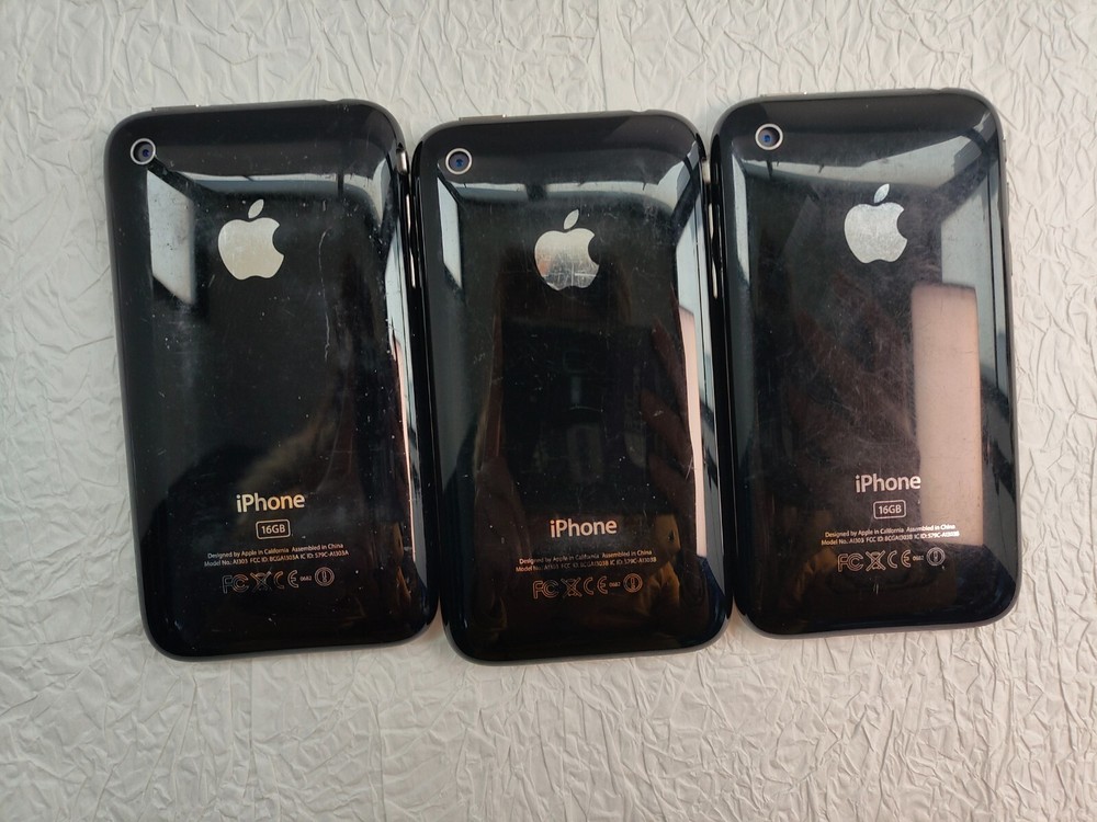 Apple iPhone 3GS 8GB 16GB 32GB Black White Unlocked mobilephone Tested GOOD