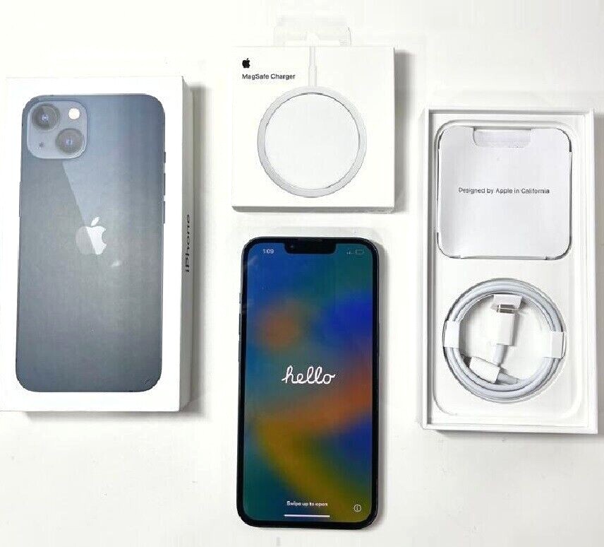 Apple iPhone 13 128GB (Unlocked) Bundle with MagSafe – All Colors – Excellent