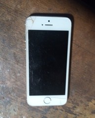 FOR PARTS Apple iPhone 5s – 16GB – Gold Model A1533 (GSM)