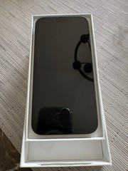 Excellent Condition Apple iPhone 16e – 128 GB – Black Fully Unlocked 97% Battery
