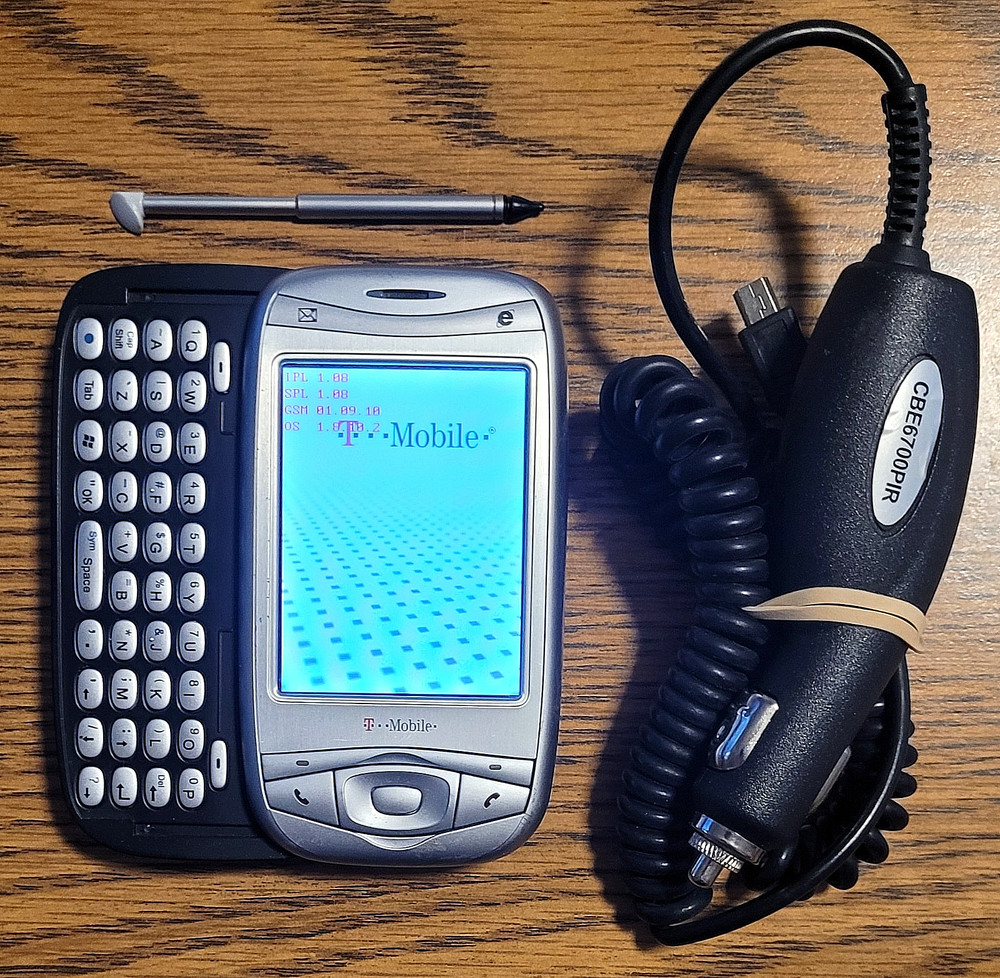 HTC Wizard 200 / WIZA200 – Silver ( T-Mobile ) Super Rare Windows Phone with Pen