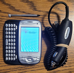 HTC Wizard 200 / WIZA200 – Silver ( T-Mobile ) Super Rare Windows Phone with Pen