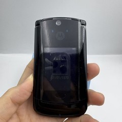 Original Motorola RAZR2 V9 2.2″ 2MP Bluetooth MP3 Flip Unlocked 3G Phone