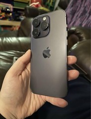 Apple iPhone 14 Pro 128GB Purple AT&T Network Locked 48MP A16 iOS