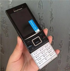 Sony Ericsson Hazel j20 J20i 3G HSDPA 900 / 2100 Bluetooth WIFI Cellphone