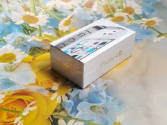 90%N ew Original Apple iPhone 4/4s 8-16-32-64GB Black/White Factory UNLOCKED