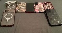 Apple iPhone 14 Plus – A2632 – Unlocked – 128GB – Red With 6 Cases