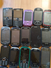 Lot of 20 Hybrid model Samsung for parts