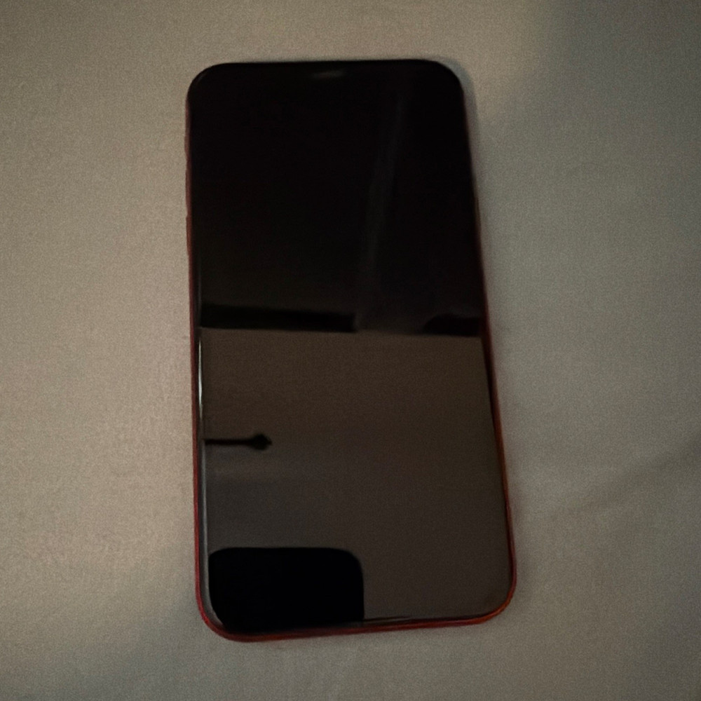 Apple iPhone XR 128GB Red Bar Smartphone 12MP Camera (Scratched/Scuffed)