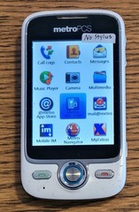 MetroPCS M735 – White and Silver ( CDMA ) Very Rare Cellular Phone – No Pen