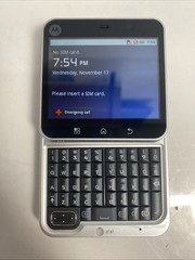 Original Smartphone Motorola Flipout MB511 MB-511 3G QWERTY Mobile Phone