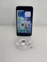 Apple iPhone Se 2 (A2275) 64GB, Silver, iOS 26 (Unlocked)