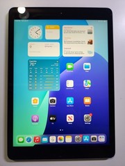 Apple iPad 7th Gen A2200 32GB (Wi-Fi + Cellular) Unlocked Clean IMEI BH =96%