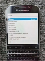 BlackBerry Classic Q20 (SQC100-2) Smart phone 16GB Unlocked GSM 4G LTE Keyboard