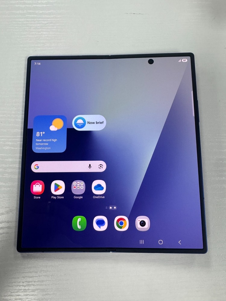Samsung Galaxy Z Fold 7 – SM-F966U – 1 TB – Blue (Unlocked) Excellent