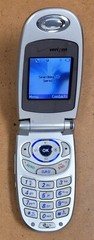 LG VX3300 – Gray and Silver ( Verizon ) Cellular Flip Phone