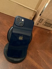 Apple iPhone 13 Unlocked, 128GB, Midnight Black, 79% Battery Health
