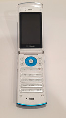 Original LG GD570 Blue dLite flip GSM 3G 3MP Cell Phone with box T-mobile